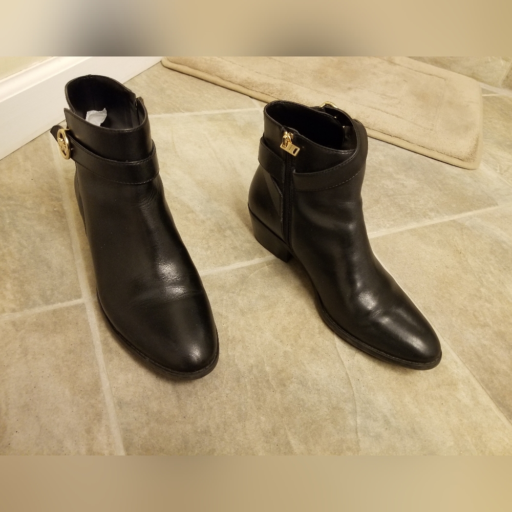 Coach size 8.5 Black, leather Ankle boots